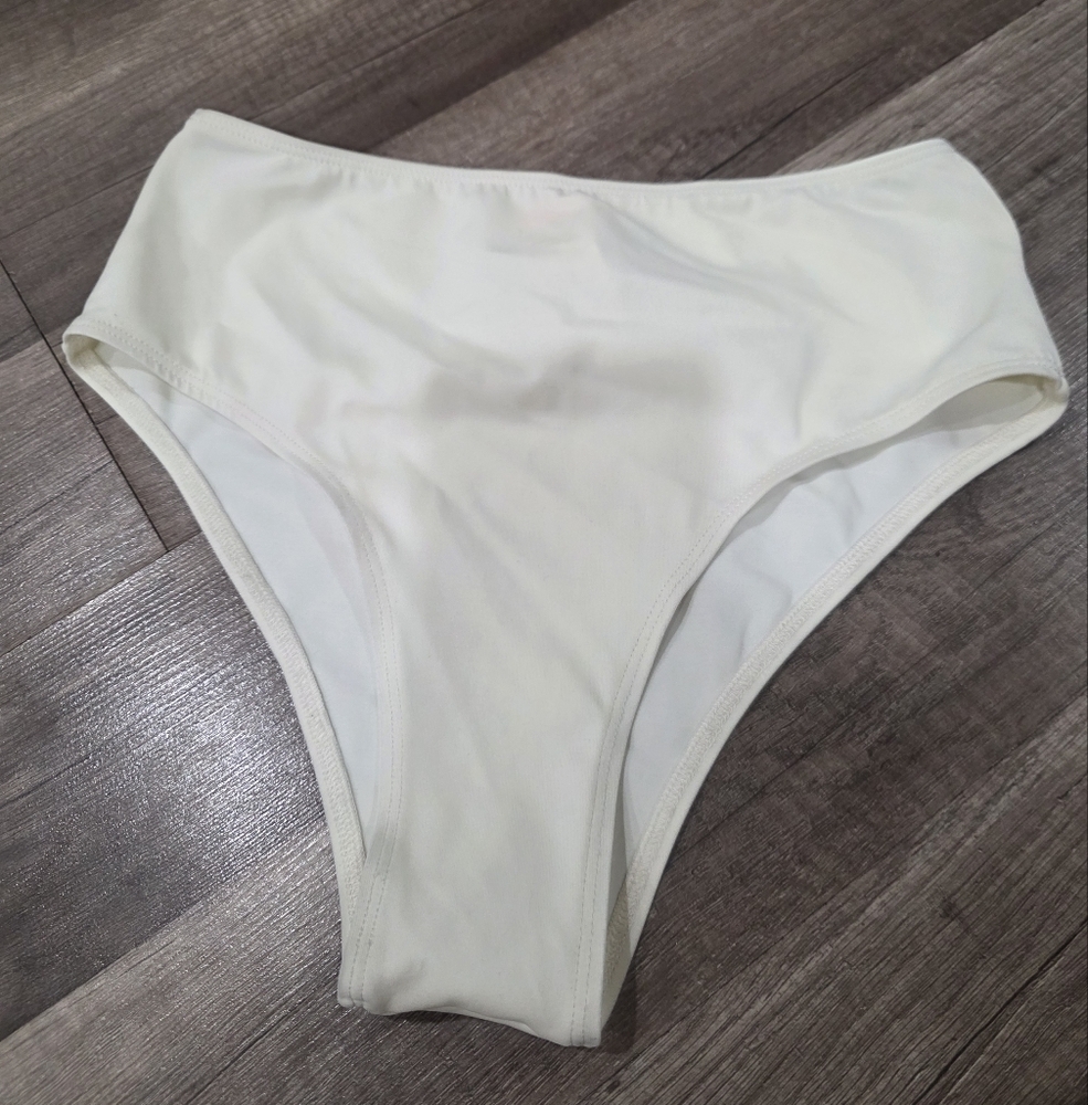 Nwot AGUA BENDITA Penelope Bikini Bottoms Swim S REVOLVE CREME Shimmer Colombia